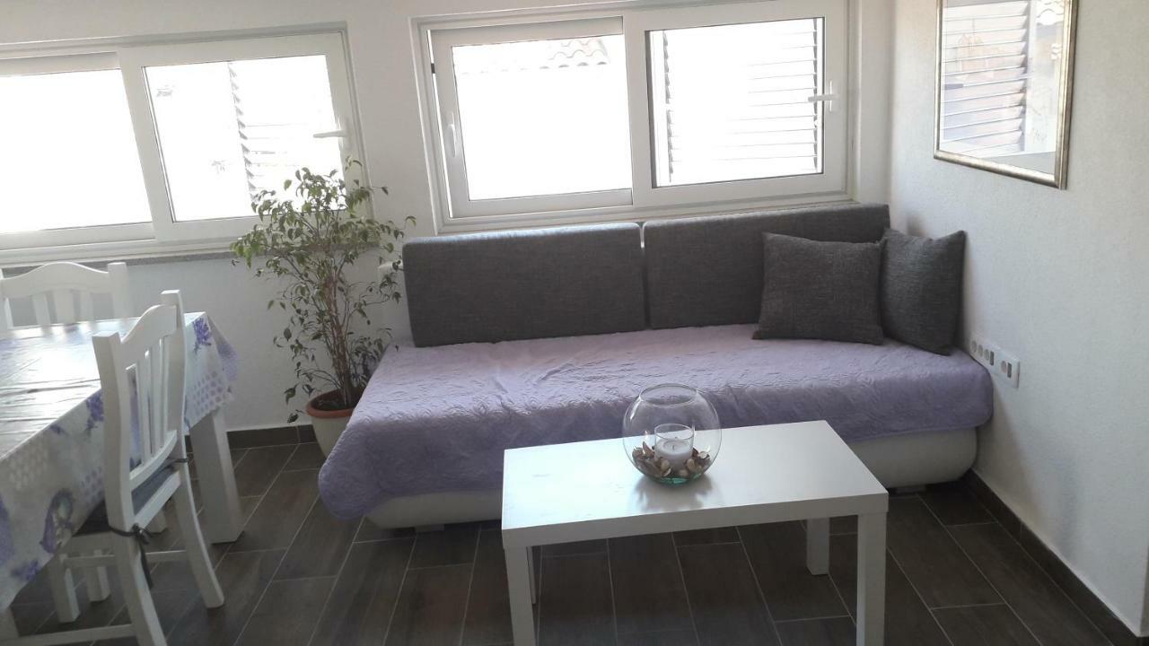 Apartmani Zilic Dugi Rat Exterior foto